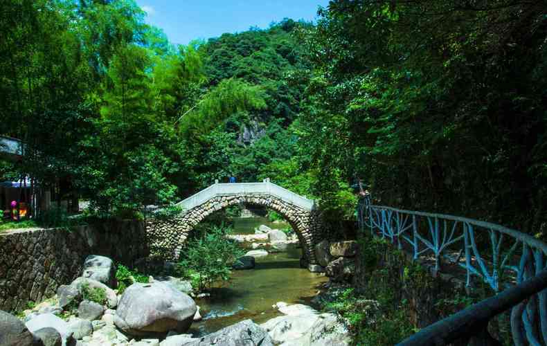 浙江天台山自驾游攻略_浙江天台山一日游