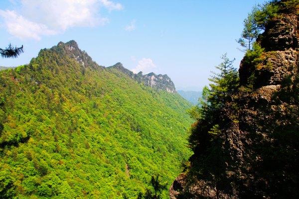 十堰神农架旅游攻略-十堰神农架旅游攻略自驾游