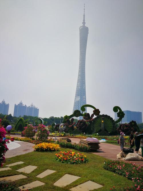 广州花城广场有什么好玩的_广州花城广场旅游攻略